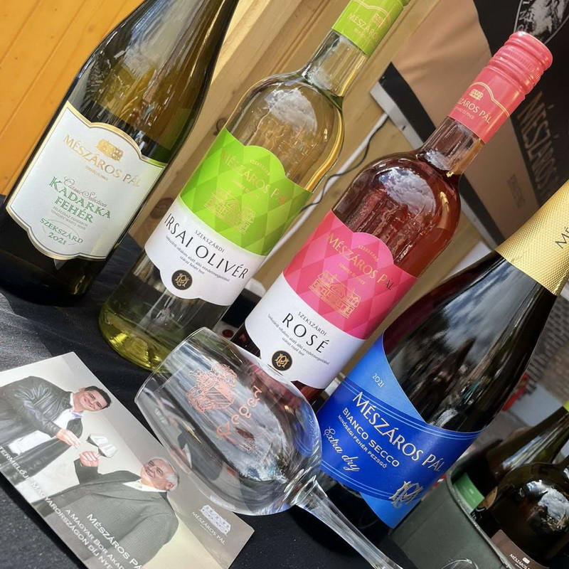 Borkóstoló a moziban