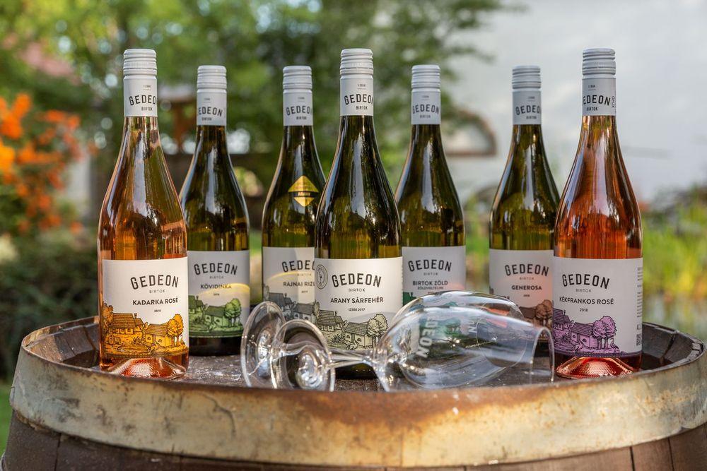 KultMoziban a Gedeon Birtok borai