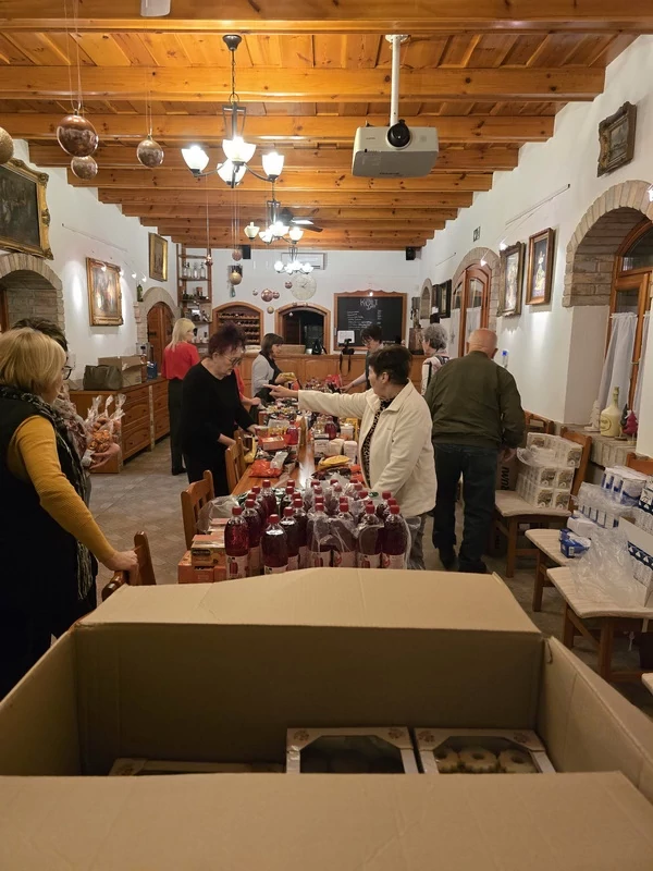 Monor hegyessy Lions Club jótékonysági csomagok készítése