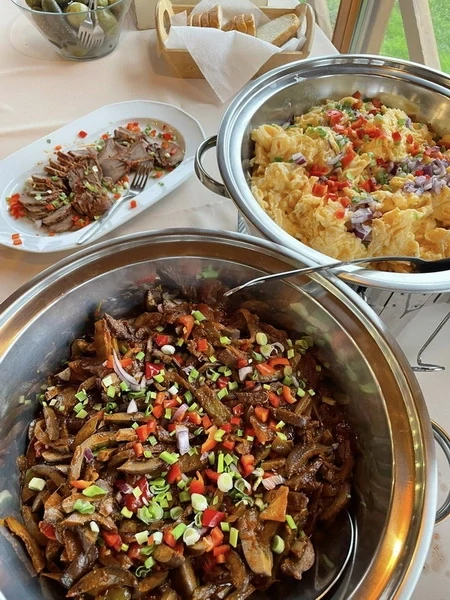 Disznóvágás, disznótor a KultPincében