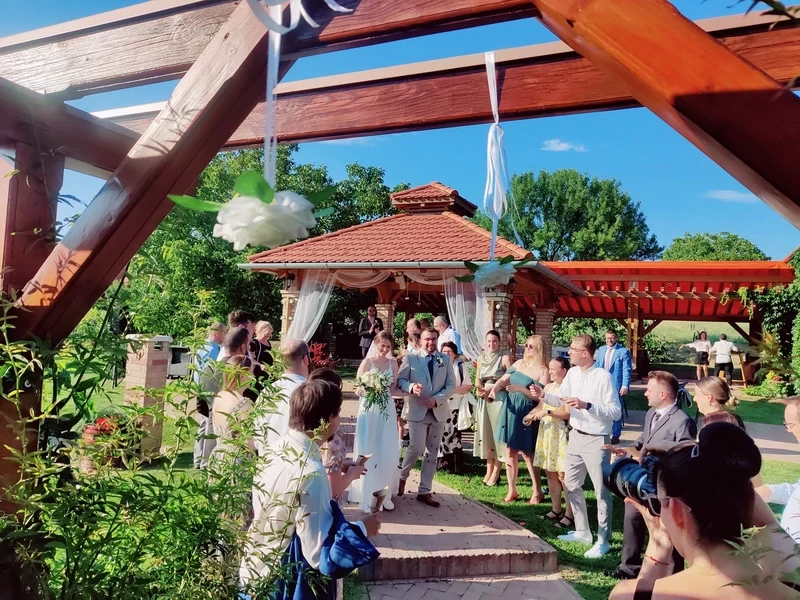 KultPince 2025. évi esküvői képekben