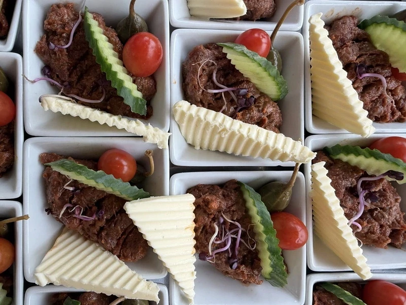 Büféebéd a KultPincében