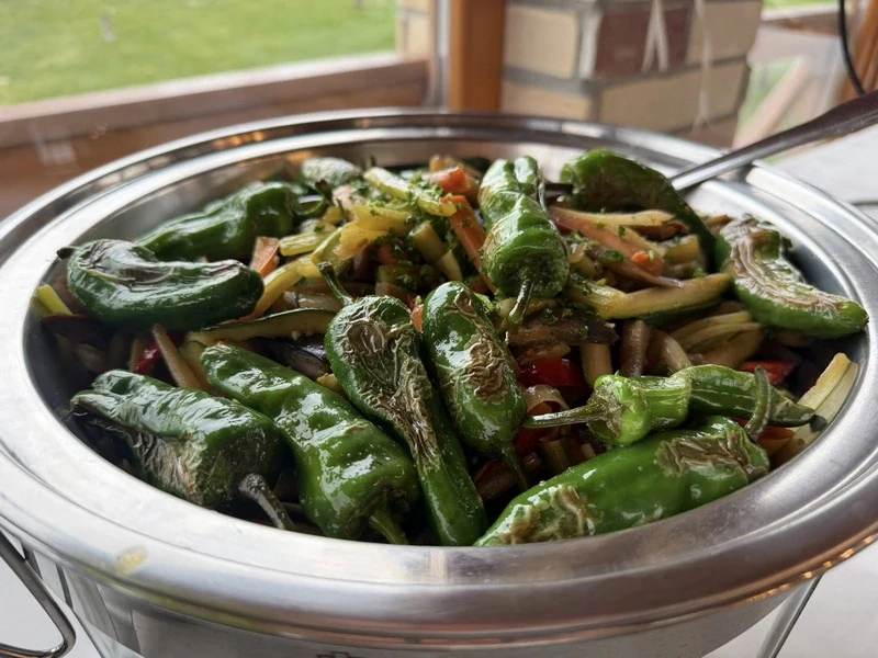 Büféebéd a KultPincében