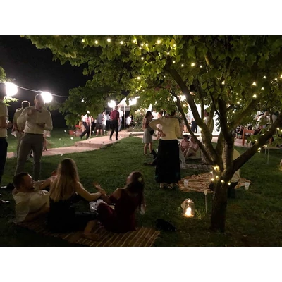 Szabadtéri esküvői helyszín