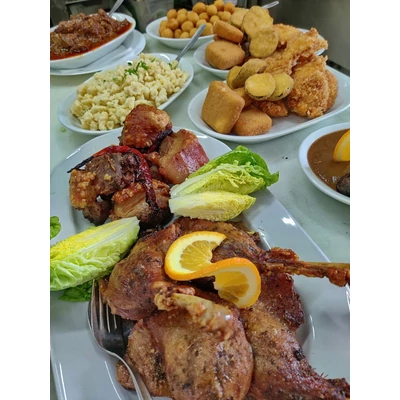 Karácsonyi gasztronómiai kínálat a KultPincében