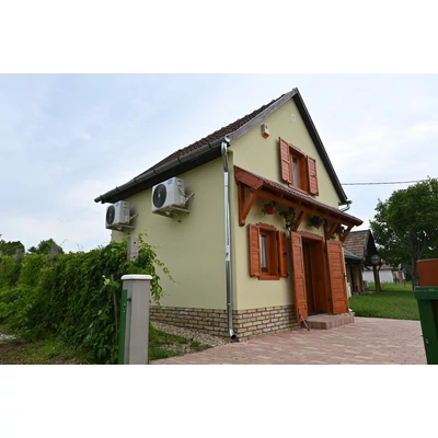 Strázsahegyi Napocska Guesthouse