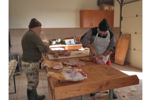 Szombati friss disznótoros galéria