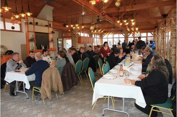 A B&amp;K Kft  céges karácsonyi évzáró rendezvénye