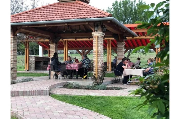 Ügyeletes nyitott pinceként is üzemelünk ezen a hétvégén