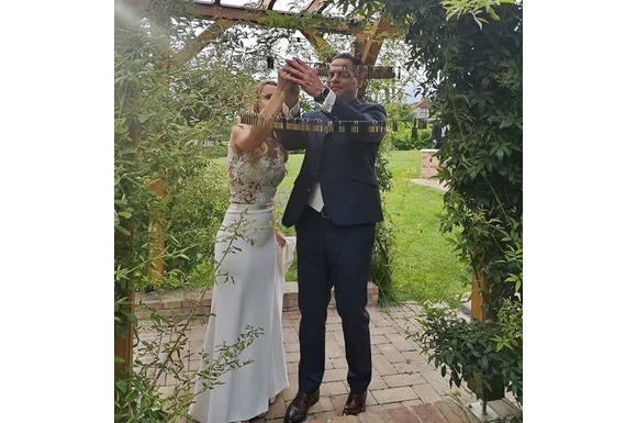 Rita és Rolad esküvője egy borús júliusi szombaton