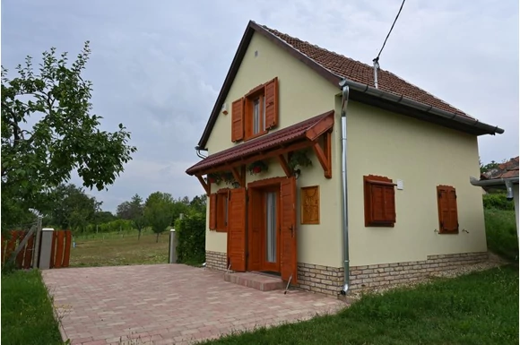 Vidéki szállás a pincefaluban