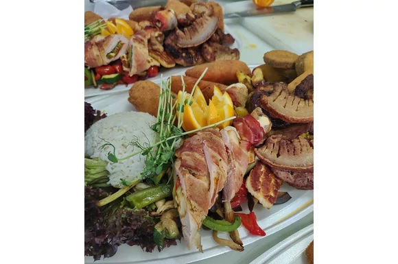 Kult lakomák ételei képekben